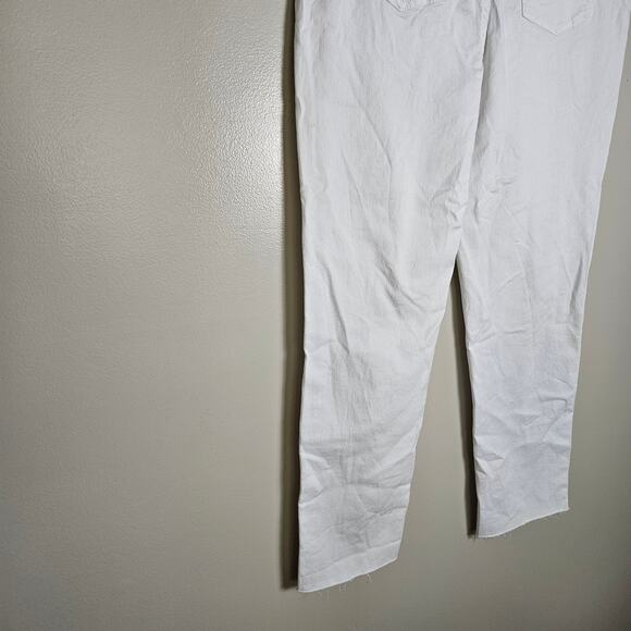 INC White Mom Jeans Sz 8 - Picture 8 of 13